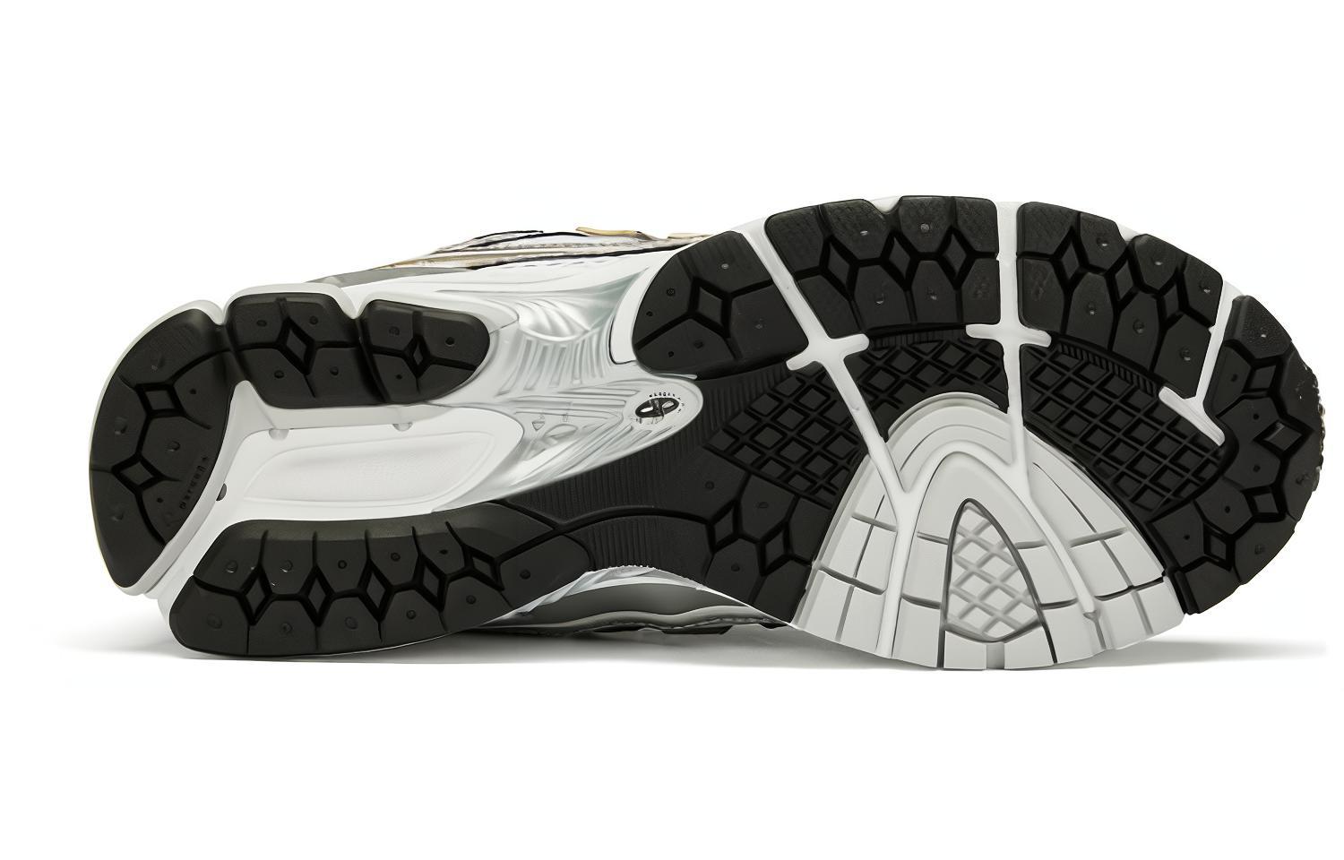 Кроссовки унисекс New Balance 1906R белые, 37 EU