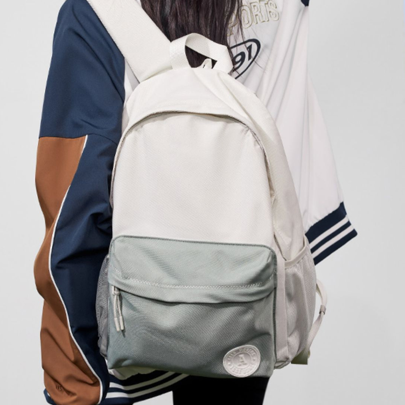 Рюкзак унисекс Anta Life Collection 600D*600D78T/PU светло-дымчатый серый