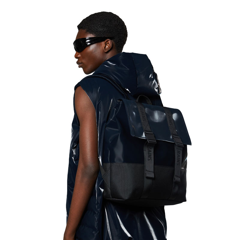 Рюкзак унисекс Rains Large черный