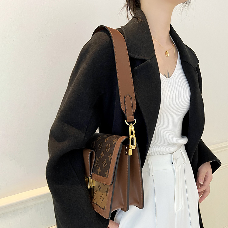 Ремень для сумки женский Luxury Care Artisan Workshop 1742251