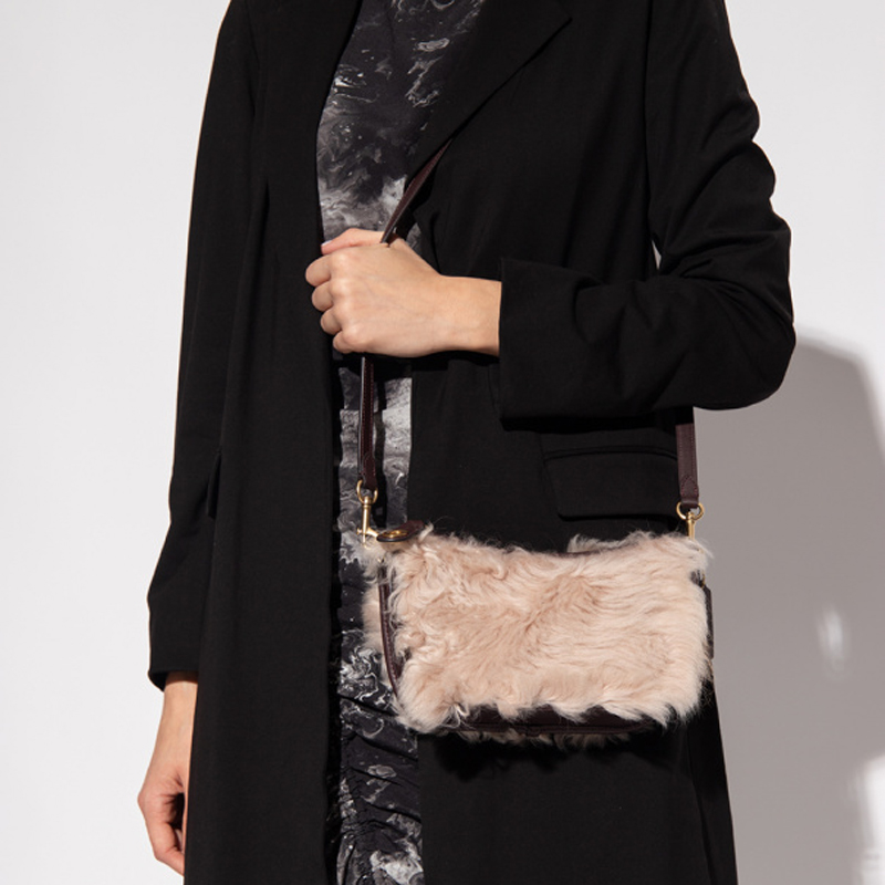 Сумка женская COACH Swinger 1754707 цвета загара