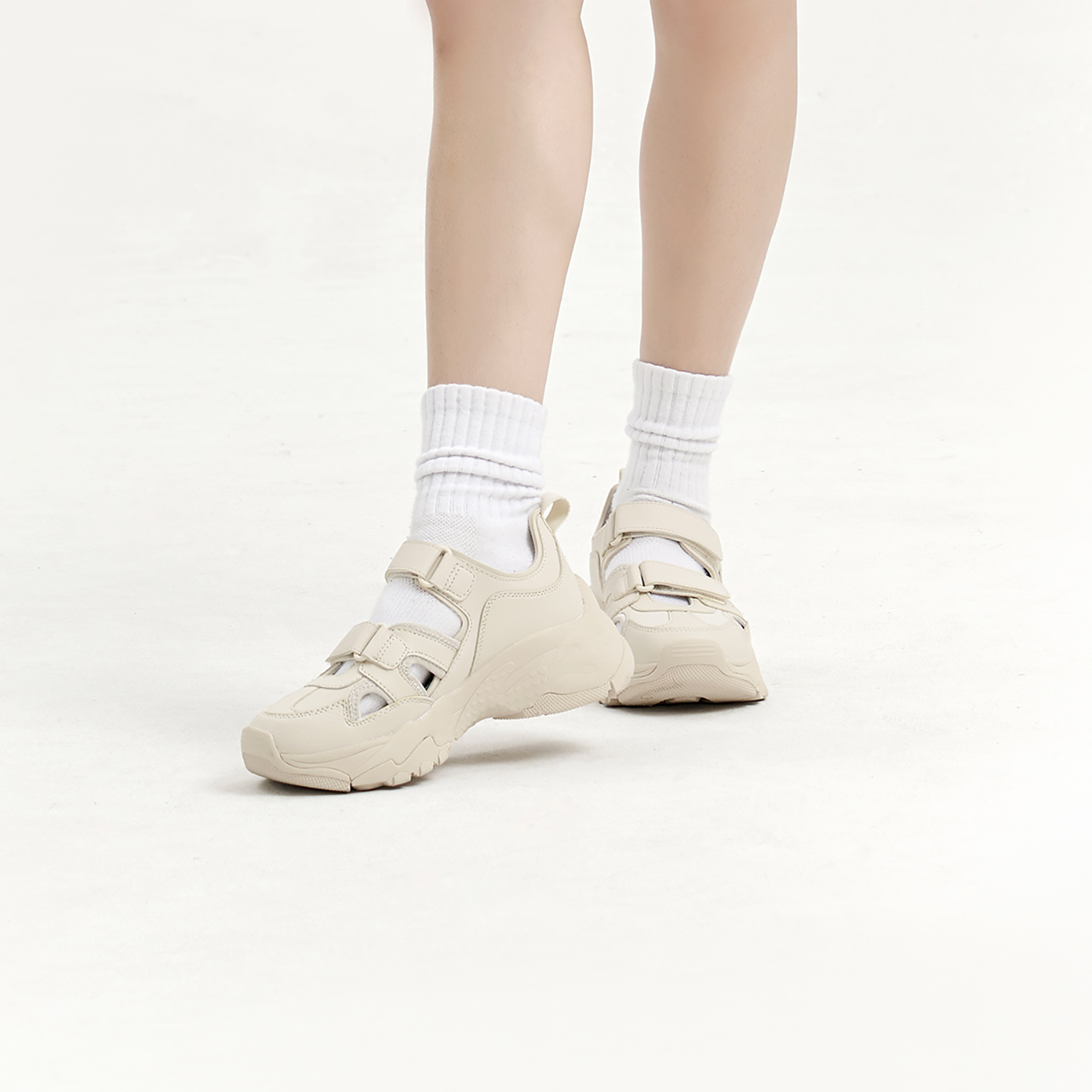 Сандалии унисекс MLB Chunky Mask кремовые, 39 EU