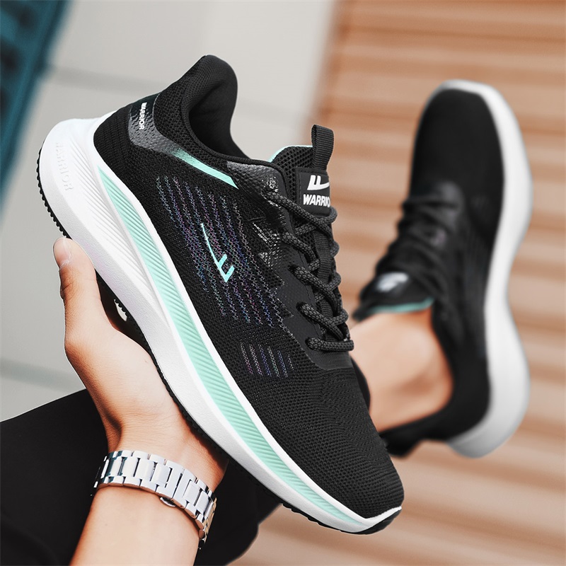 Кроссовки мужские WARRIOR WXY(S)-2316C06 черно-зелёные, 44 EU