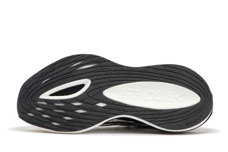 Кроссовки мужские 361° 572422226-1 бело-черные, 44 EU