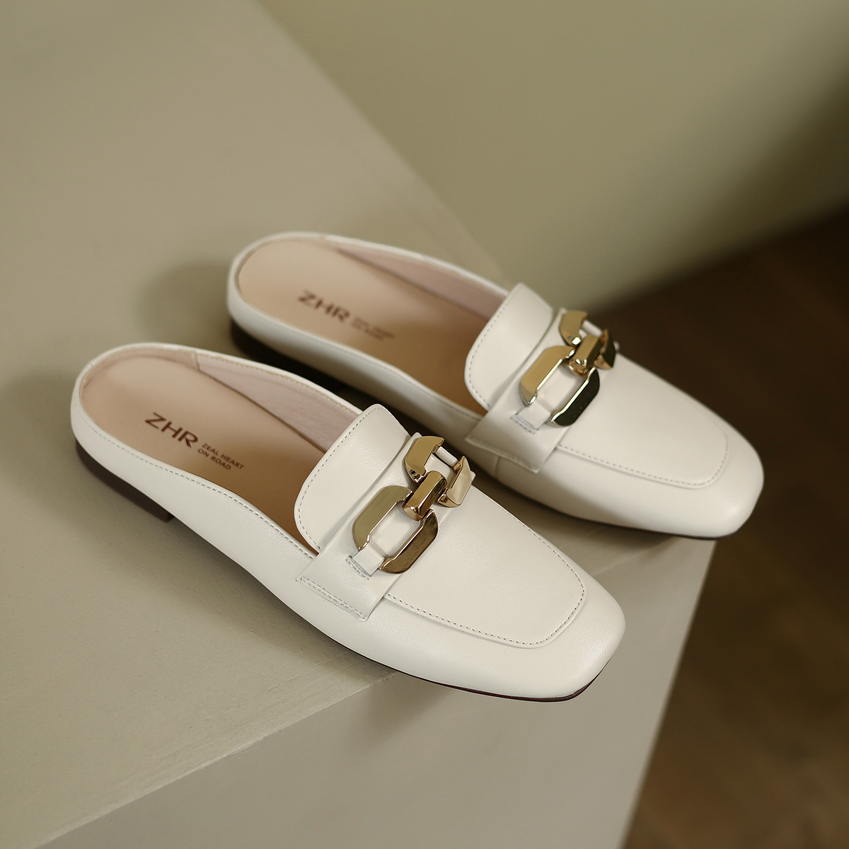 Shimmering Silver-[AH235]