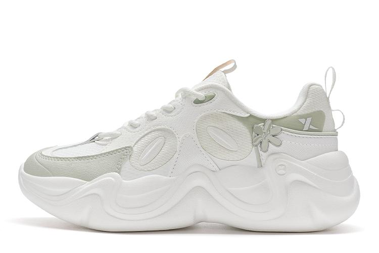 Кроссовки женские XTEP Sail белые, 35 EU