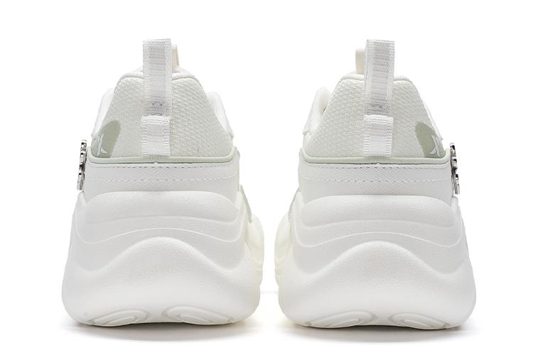 Кроссовки женские XTEP Sail белые, 35 EU