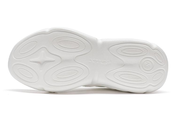 Кроссовки женские XTEP Sail белые, 35 EU