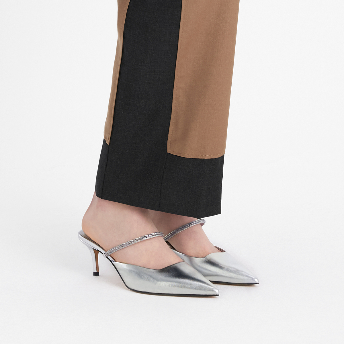 Туфли женские CHARLES&KEITH CK1-61720175 черные текстурированные, 35 EU