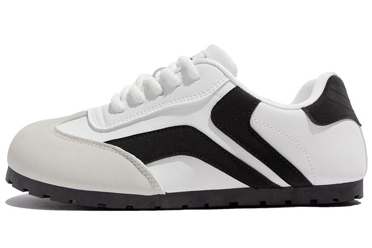 White Black (Fleece-Lined)