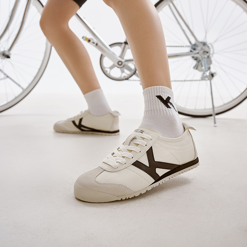 Кеды женские Kappa Back to Back белые и черные