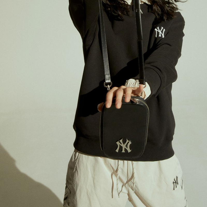 Сумка унисекс MLB 32BGDN111-50L черная