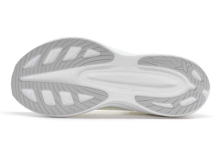 Кроссовки женские XTEP Light Wing 2.0 белые серебристые, 37 EU