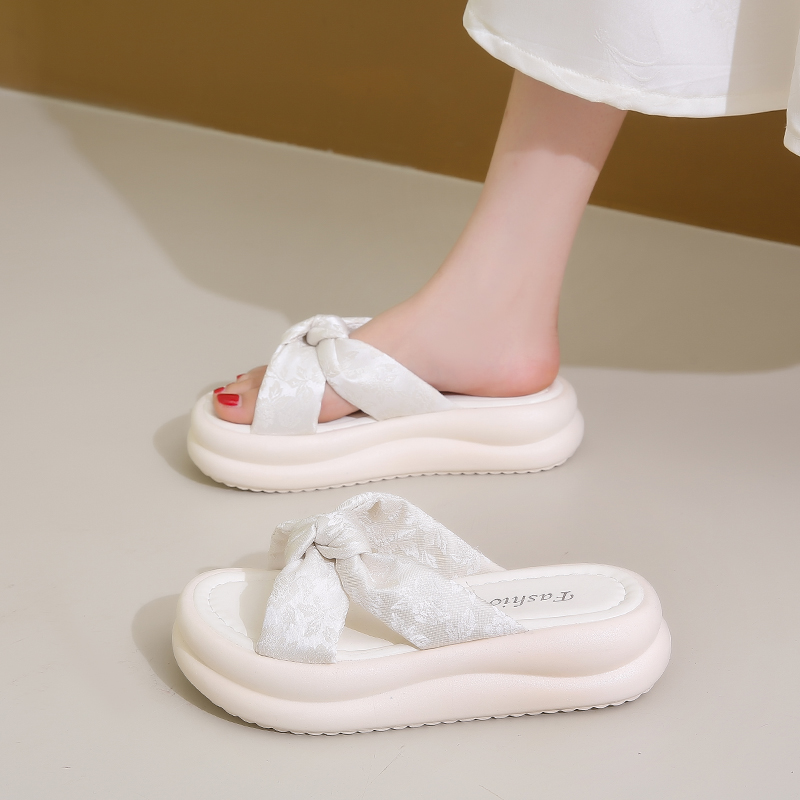 Шлепанцы женские REIHUNG QPDS-XC102 черные, 39 EU