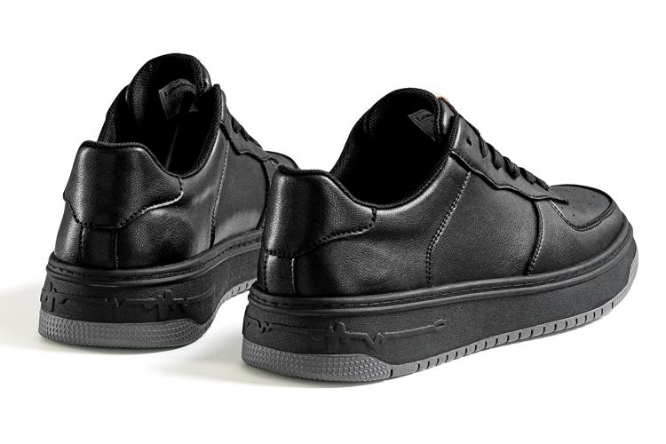 Спортивные кеды мужские LEAVELAND E202801 черные, 40 EU