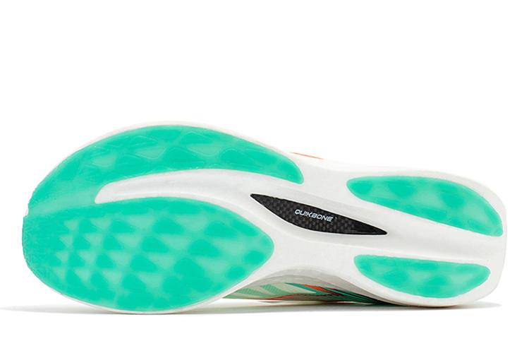 Кроссовки унисекс 361° Feiran 2 белые, зелёные, 39 EU