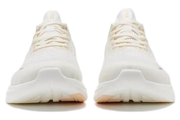 Кроссовки женские XTEP 877218110012/ бело-оранжевые, 35 EU