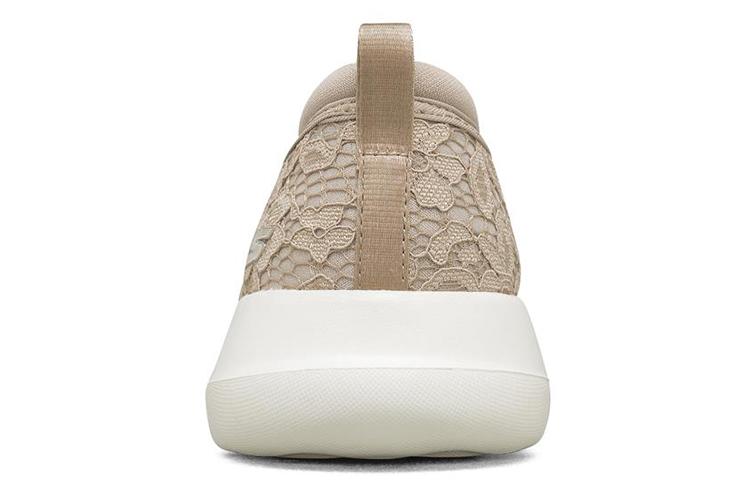 Слиперы женские Skechers Go Walk Joy Slip On бежевые, 39 EU