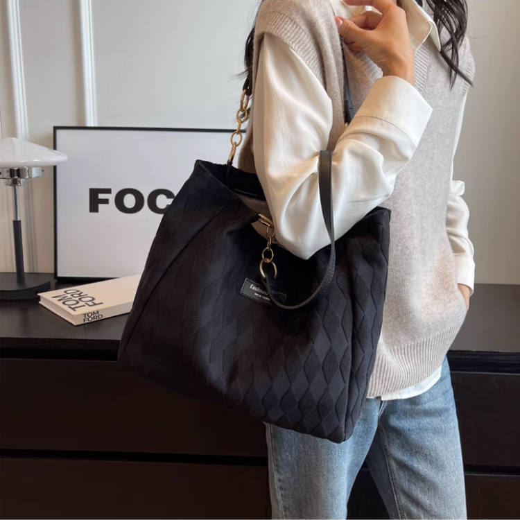 Сумка женская Aini Rabbit черная, бежевый, белый