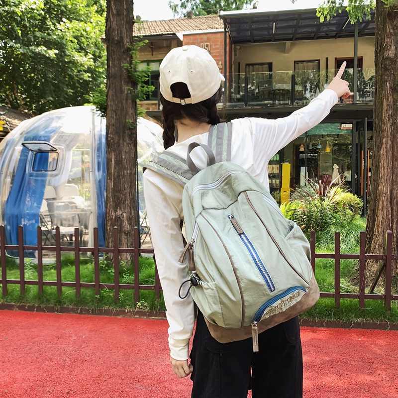 Рюкзак унисекс Deli Bear DLX-QC-6068 серый