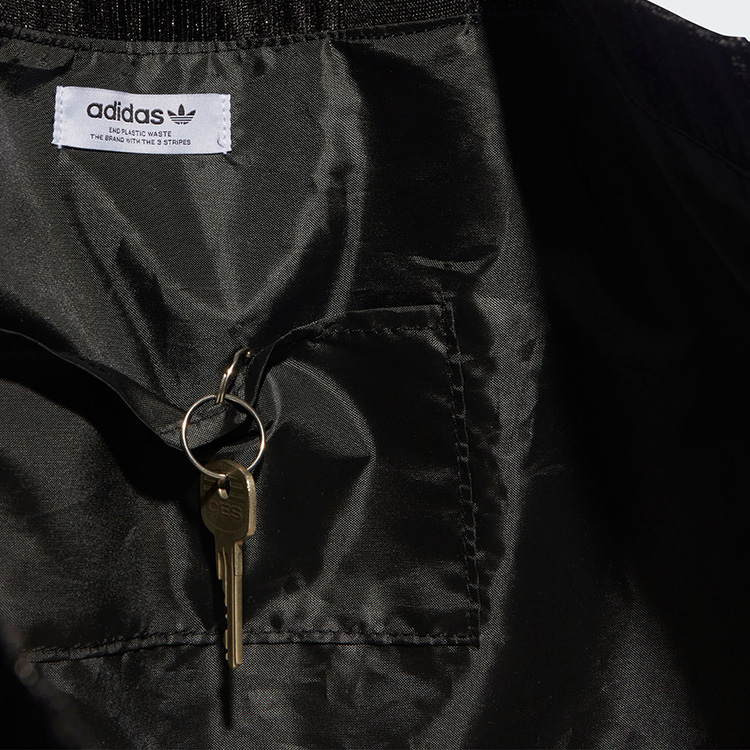 Сумка женская Adidas Originals II3384 черная, Regular