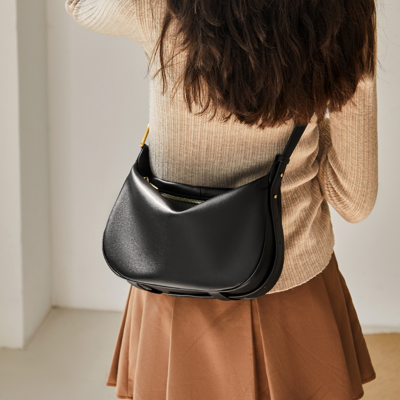 Сумка женская Narandu 612340846 карамельнокоричневая/темночерная