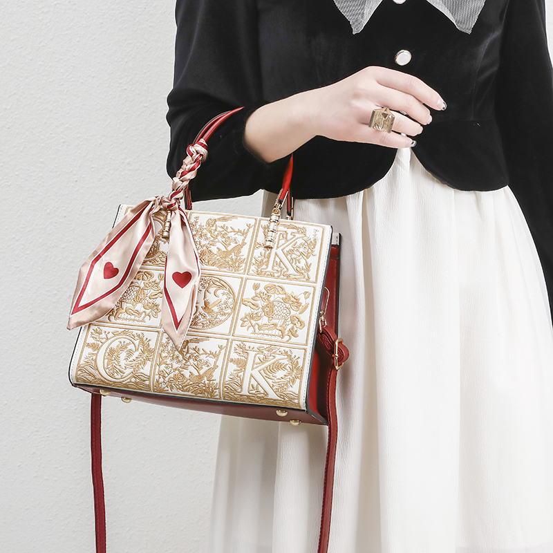 Сумка женская ST&SAT SS1123A004 абрикосово-красная