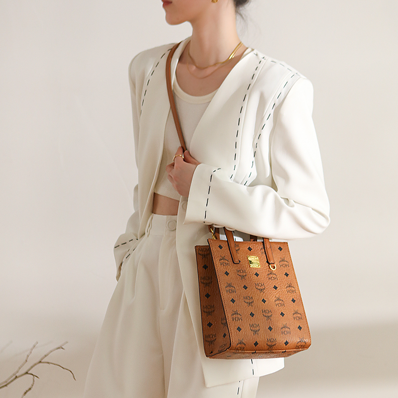 Ремень для сумки женский Luxury Care Artisan Workshop qdw0437 коричневый, 90 см