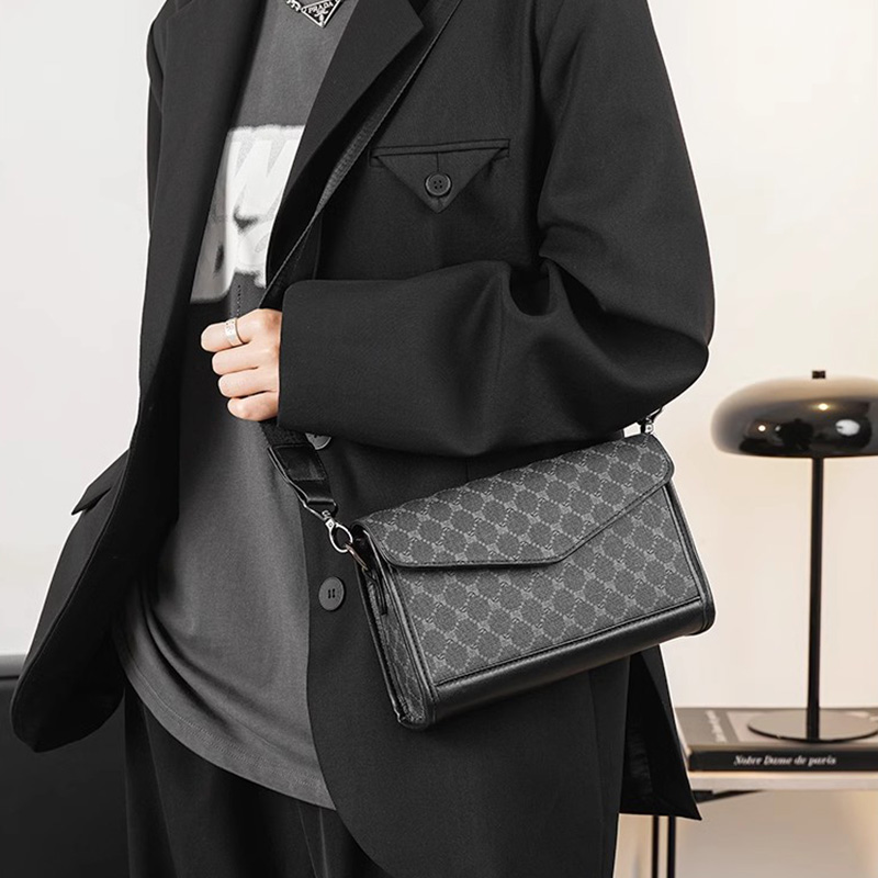 Сумка мужская ALNI BITTON AL-BA1120, черная с рисунком