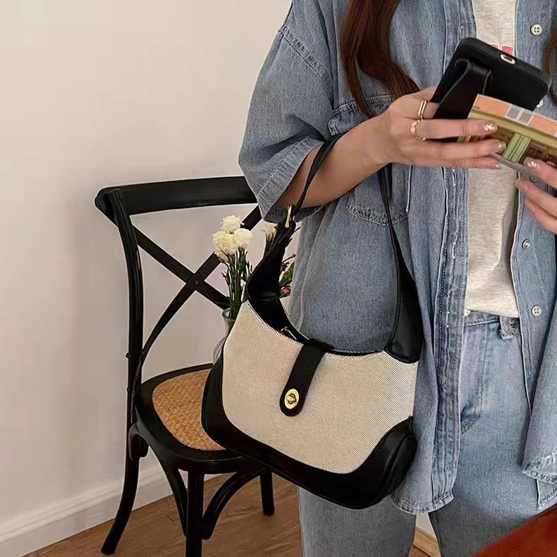 Сумка женская PINKLAND MS-8951 черная