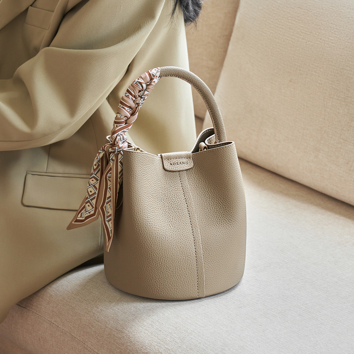 Сумка женская AOKANG BG702899A разноцветная, elephant grey