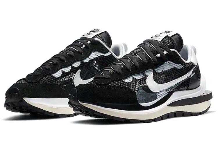 Кроссовки унисекс Nike Sacai X VaporWaffle черные, 41 EU