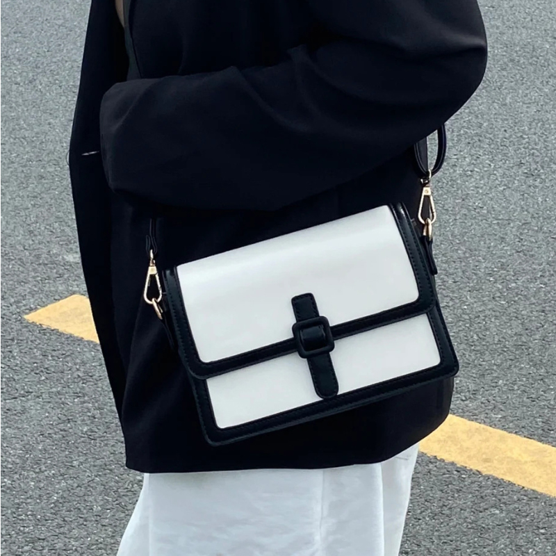 Сумка женская MARKANGARO MK-DWBA1233 черно-белая