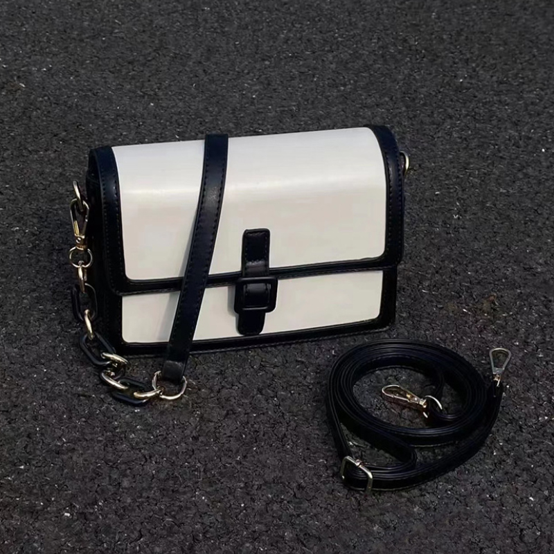 Сумка женская MARKANGARO MK-DWBA1233 черно-белая