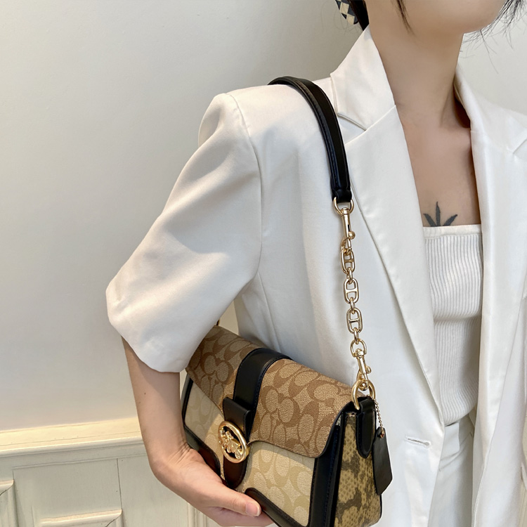 Ремень для сумки женский Luxury Care Artisan Workshop золотистый, 1839746