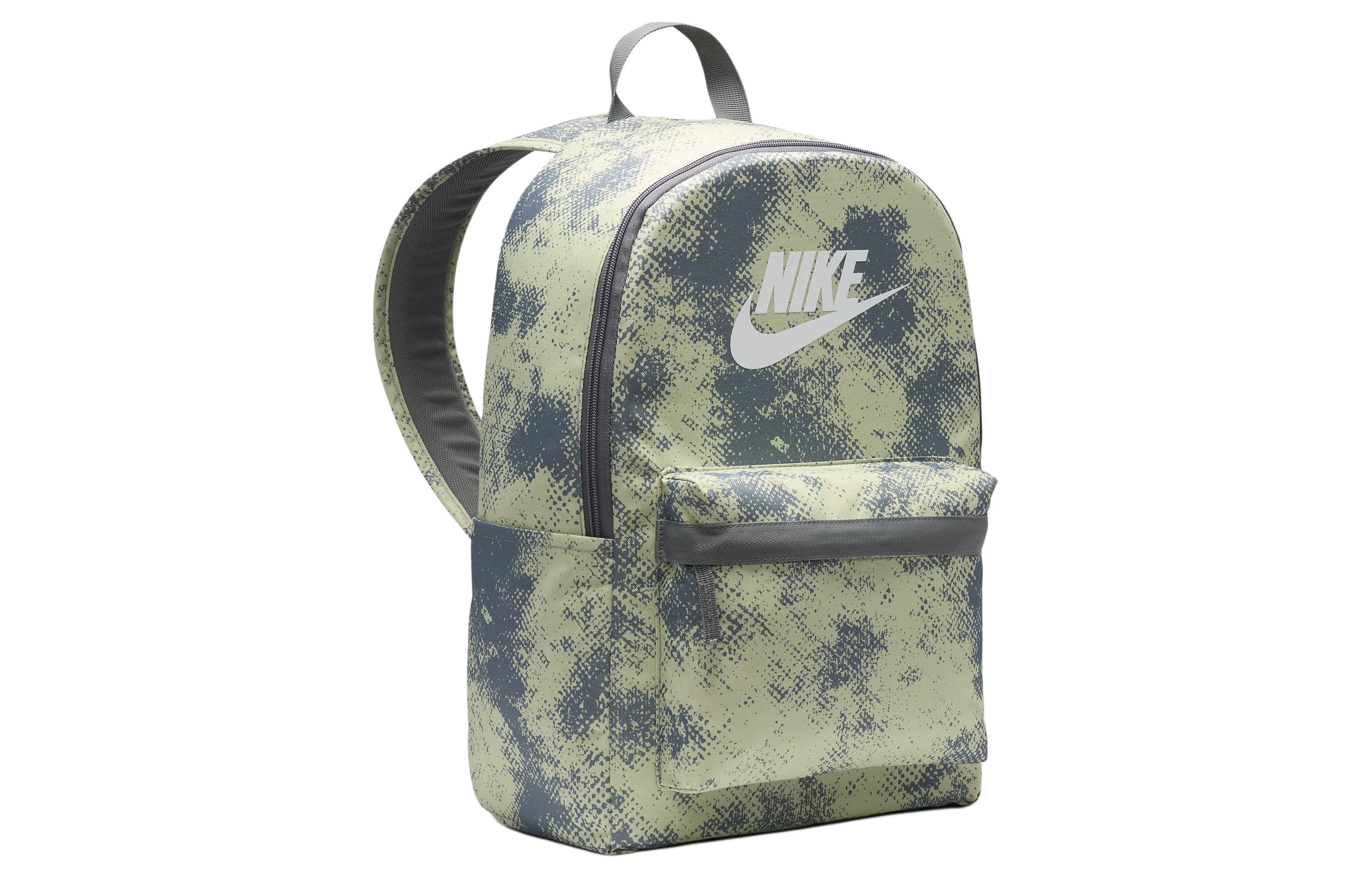 Рюкзак унисекс Nike FN0783-371 оливковый, серый, белый