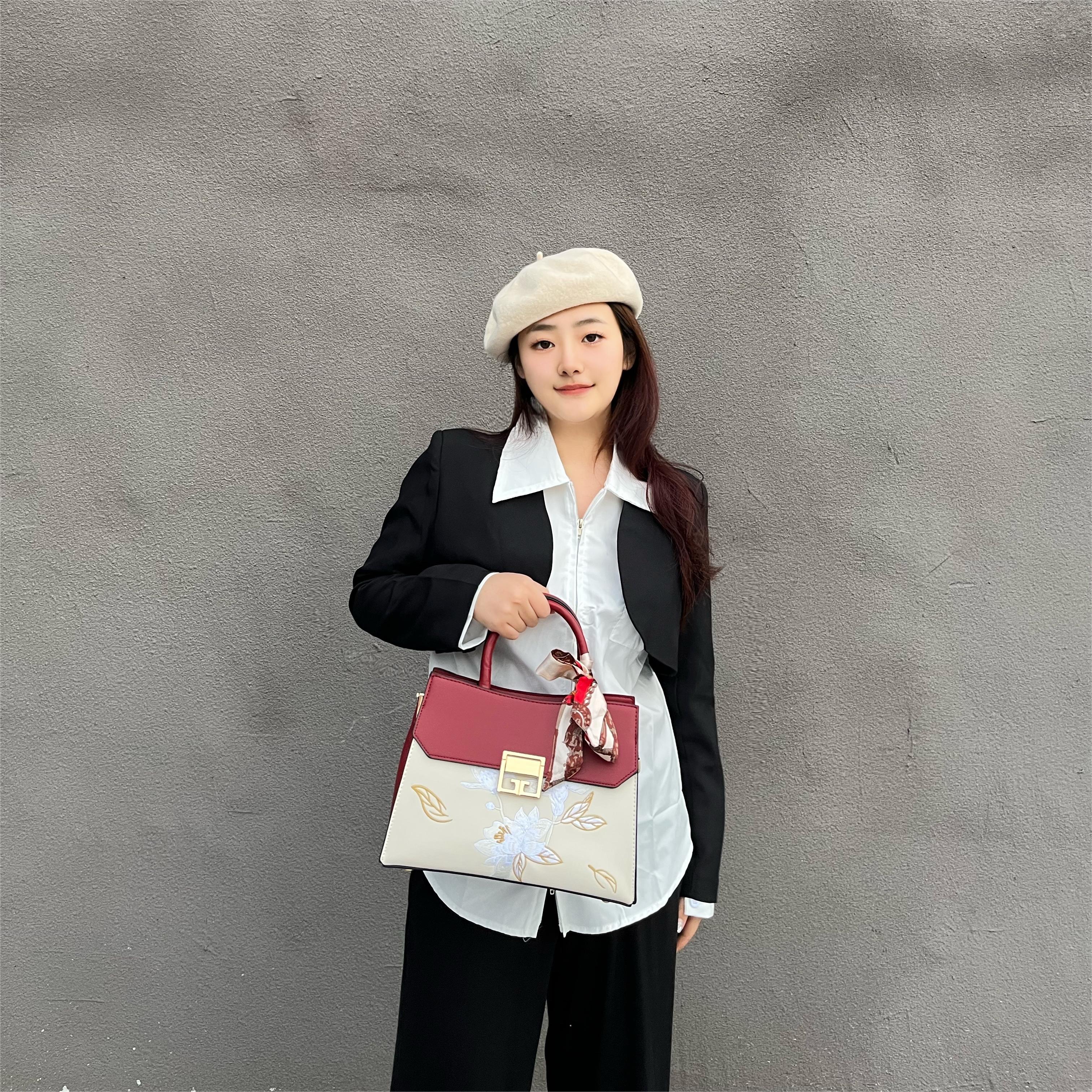 Сумка женская PAYOT PY1973 бордовая и экрю