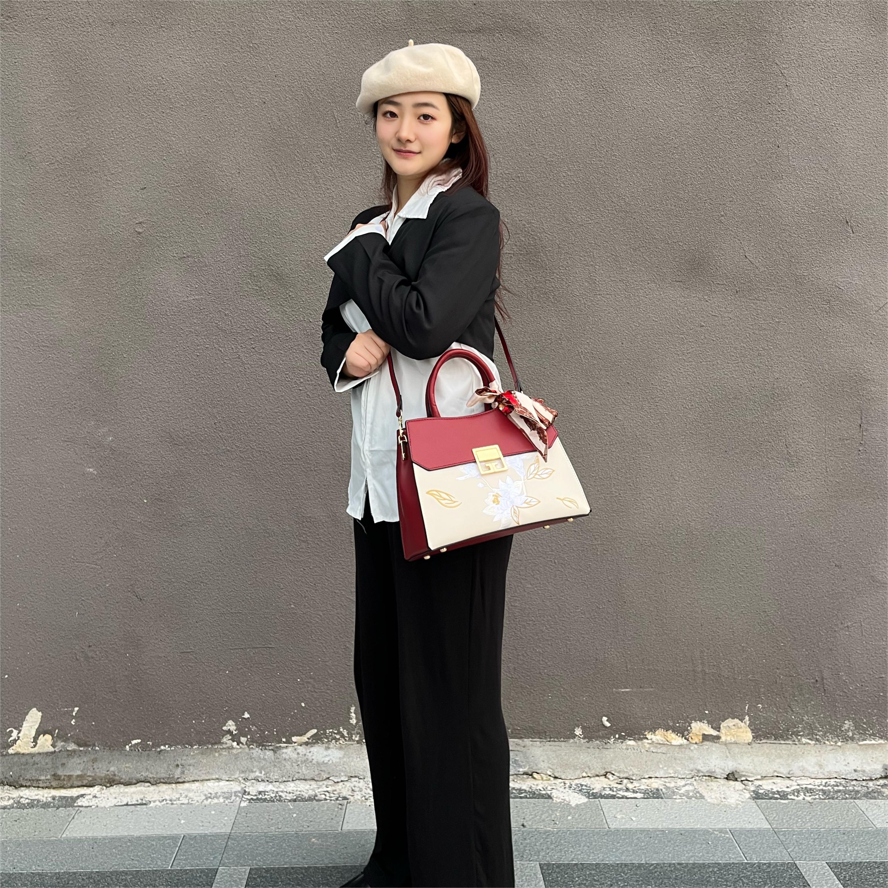 Сумка женская PAYOT PY1973 бордовая и экрю