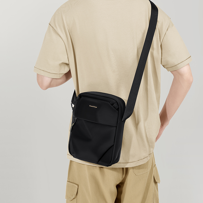 Сумка мужская CinvaiKrose A236312W7113 черная