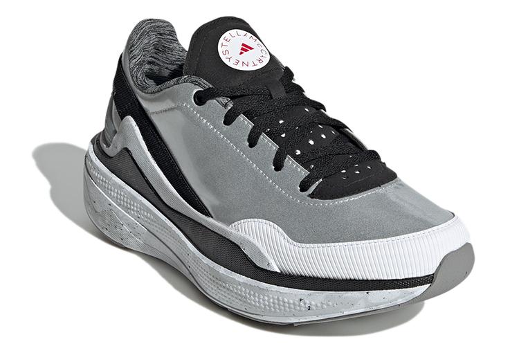 Кроссовки женские Adidas Earthlight Stella McCartney серебристые, 39 1/3 EU